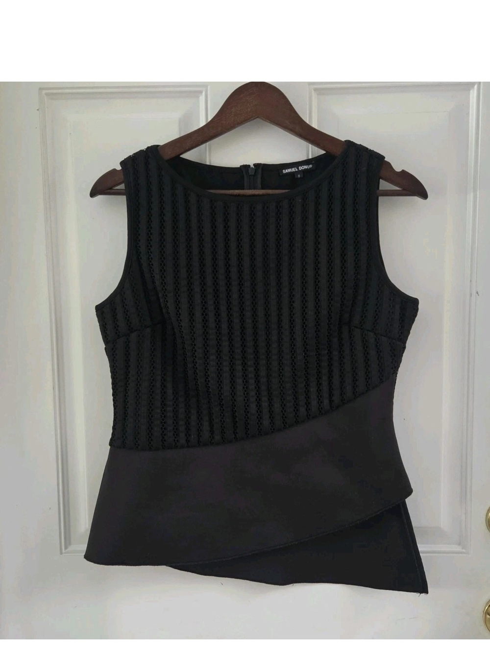 Samuel Dong Black Knited Sleeveless Asymmetrical Top Zipper Back Women Size S